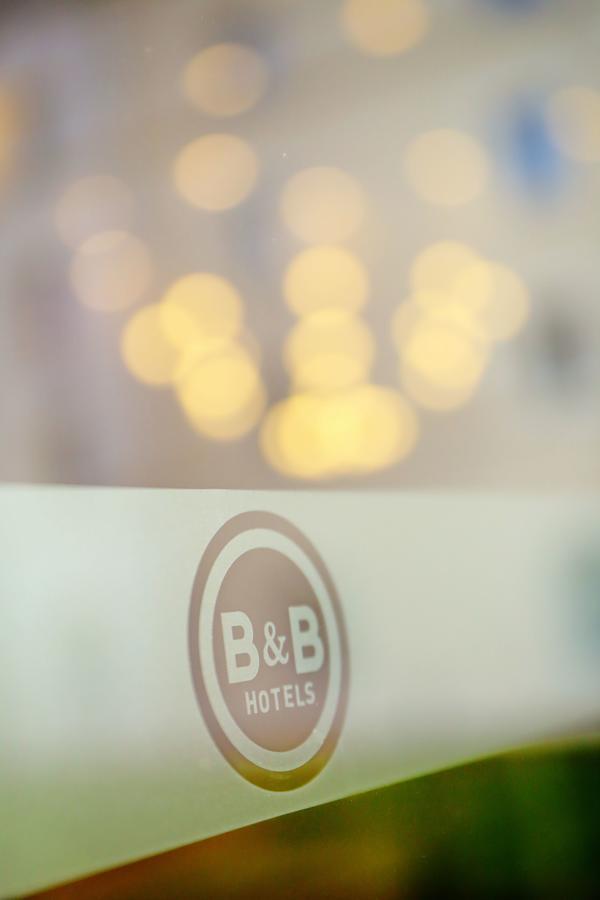 B&B Hôtel Calais Centre St Pierre Exterior foto