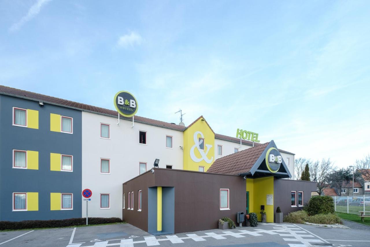 B&B Hôtel Calais Centre St Pierre Exterior foto